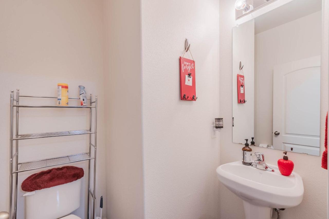 Luxury 5Br Dallas Retreat With Business Amenities - Perfect For Business Travelers, Families & Groups Exterior foto