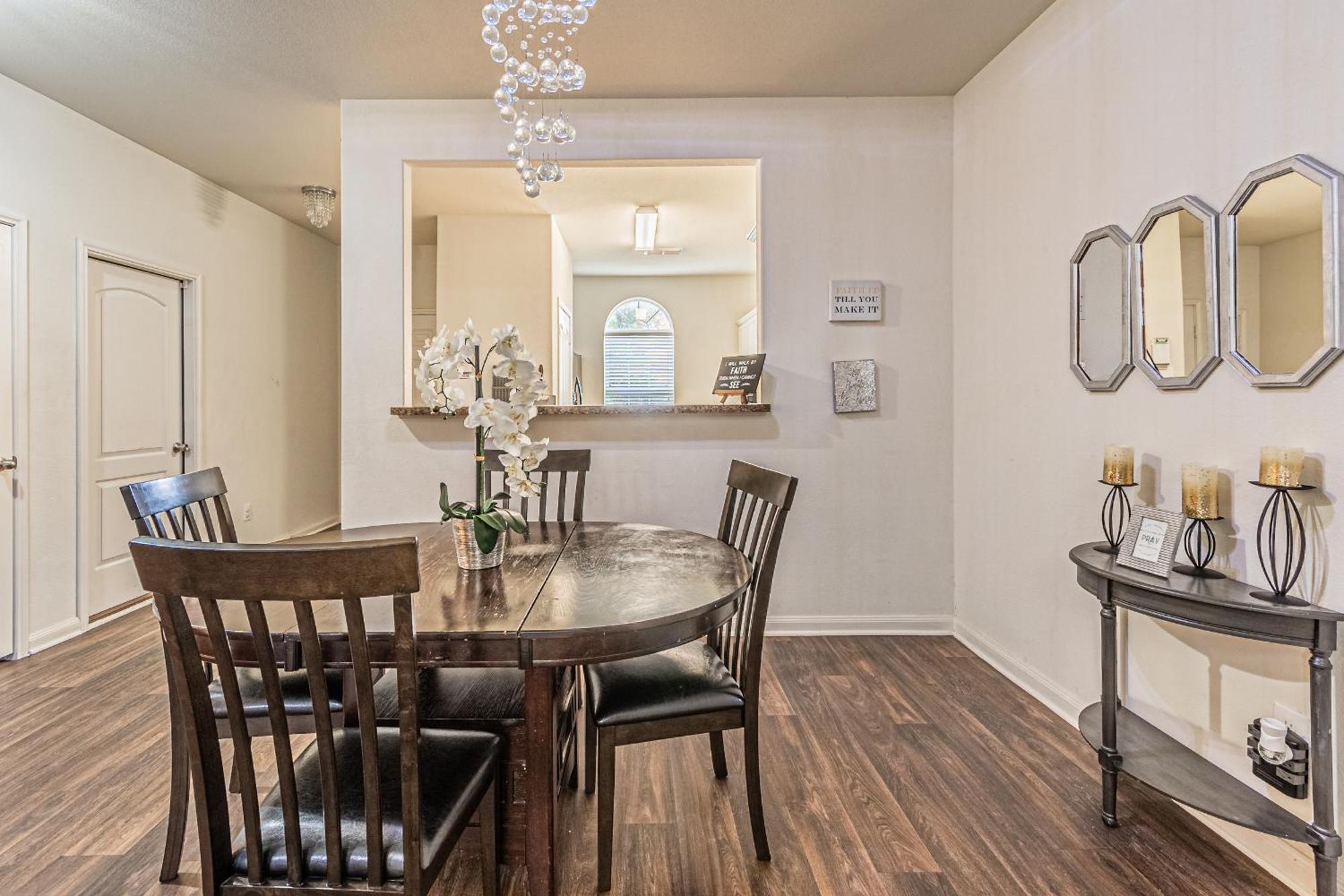 Luxury 5Br Dallas Retreat With Business Amenities - Perfect For Business Travelers, Families & Groups Exterior foto